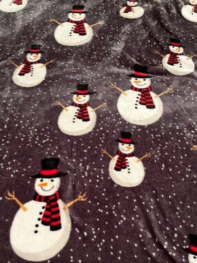 Pavilia plush Snowmen fleece blanket